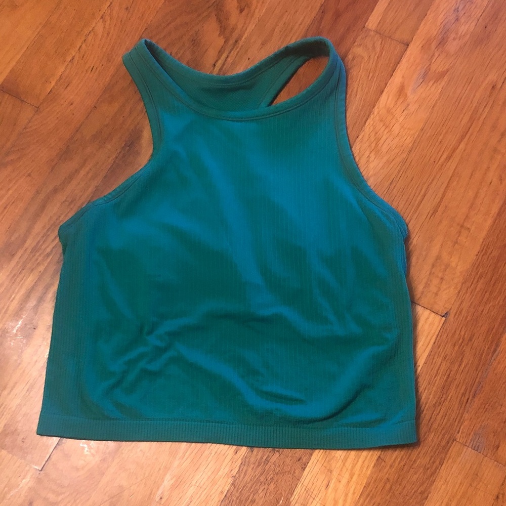 🐢LULULEMON TANK - Picture 3 of 3